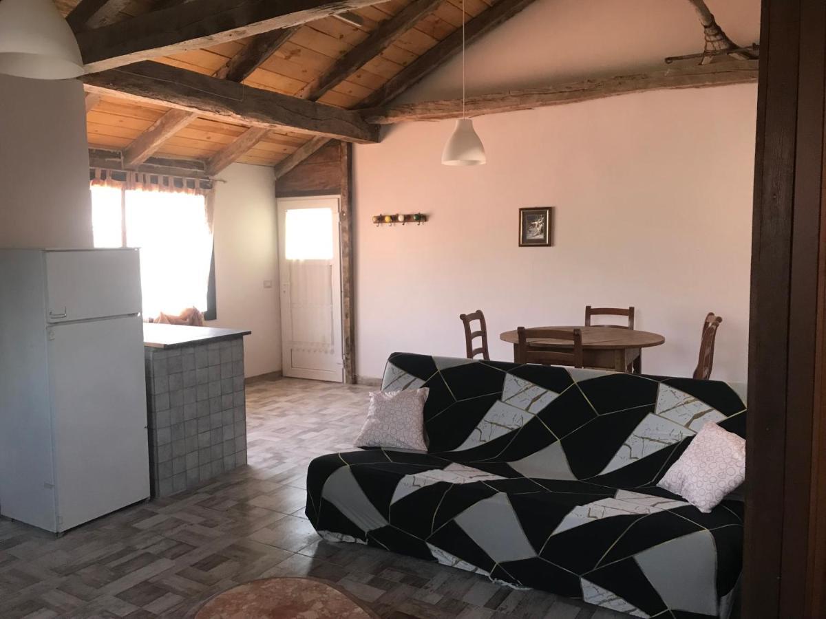 Вилла Casa Tomaj Экстерьер фото